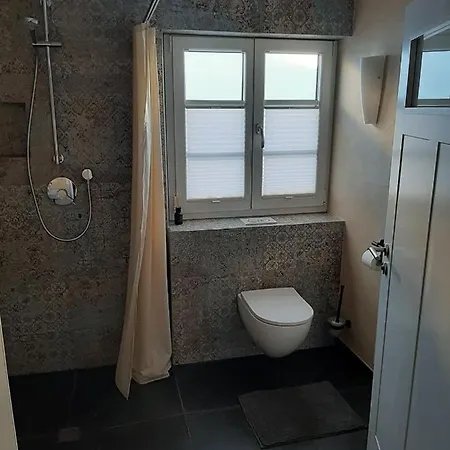 Gemuetlichkeit Ueber Der Weinrebe- 3zi. Zi. Fewo. Apartmán *